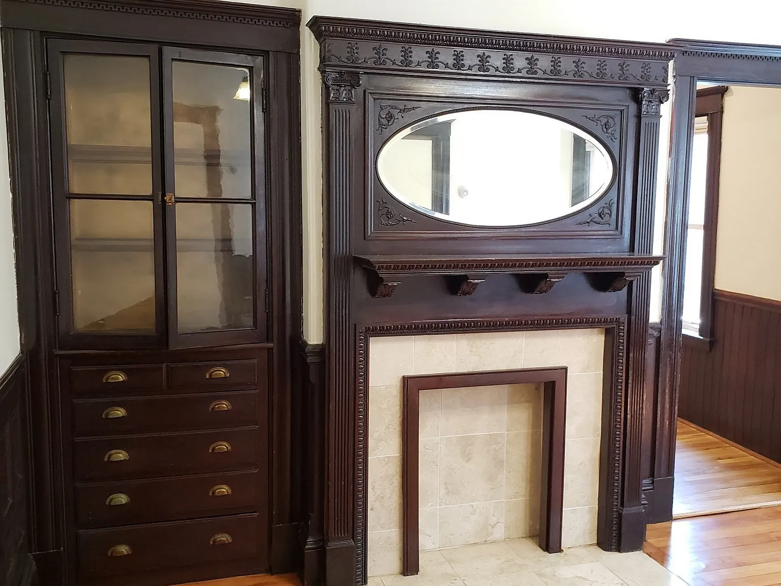 3 bed, 1.0 bath, 1150 sqft, $3,100 — Photo 2