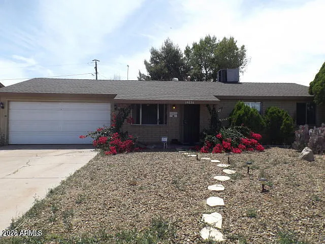 14036 N 34th Pl — Photo 1