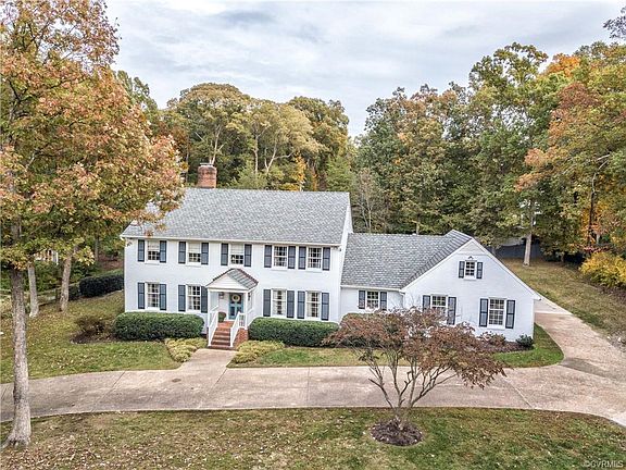 2nd image of 409 Walsing Dr