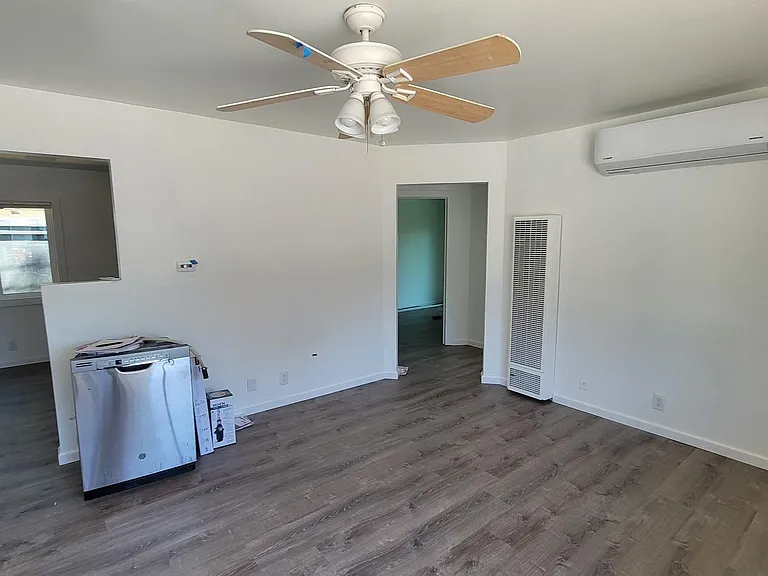 638 N Whisman Rd — Photo 3