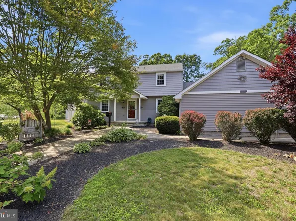 36 Brandywine Dr, Berlin, NJ 08009