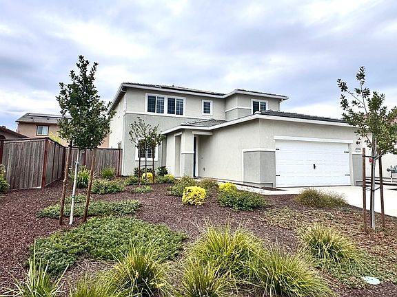2nd image of 4611 Duckhawk Cir