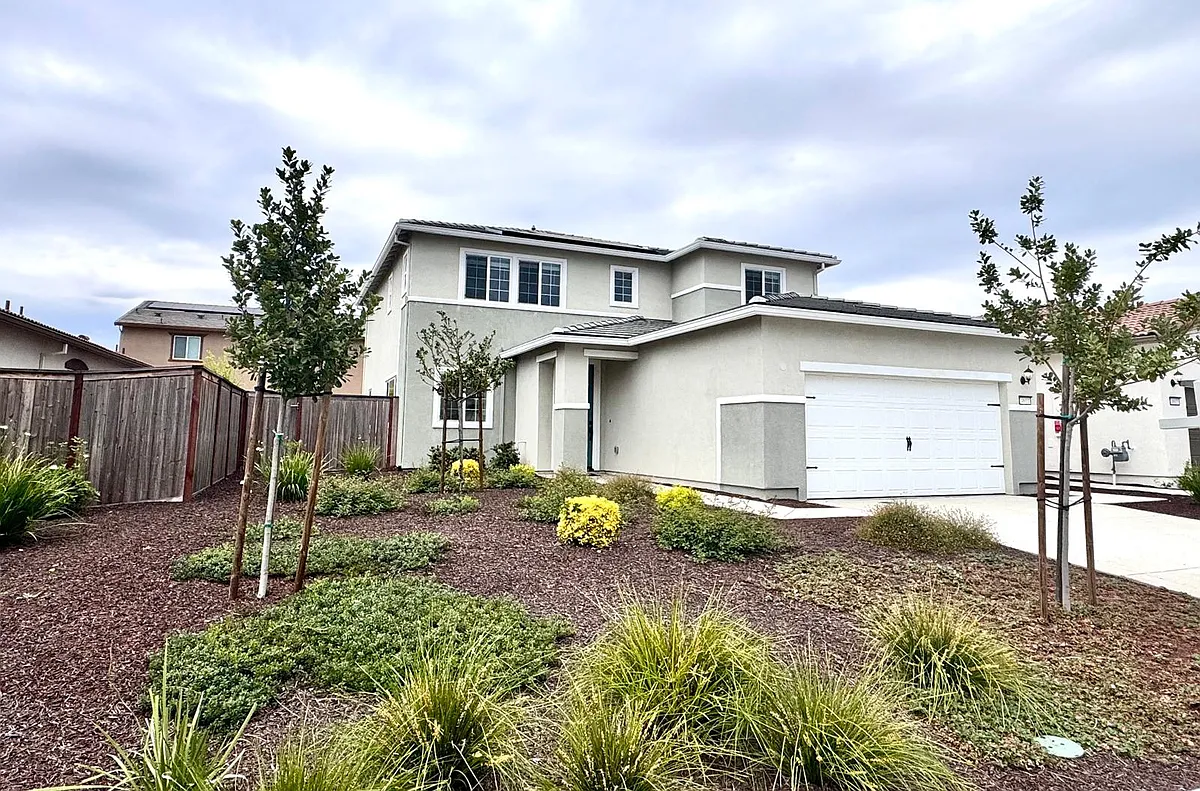Building Photo - 4611 Duckhawk Cir