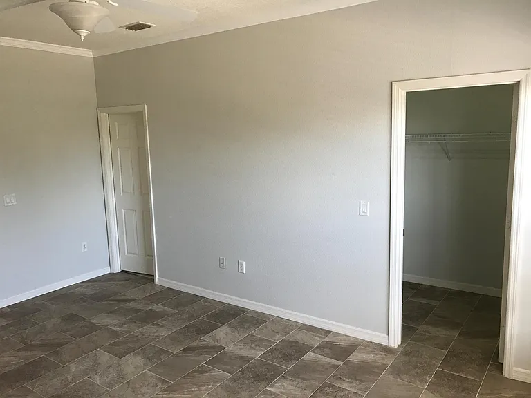 7231 Hamilton Rd — Photo 10