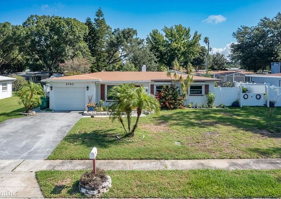 1st image of 2742R Navel Dr