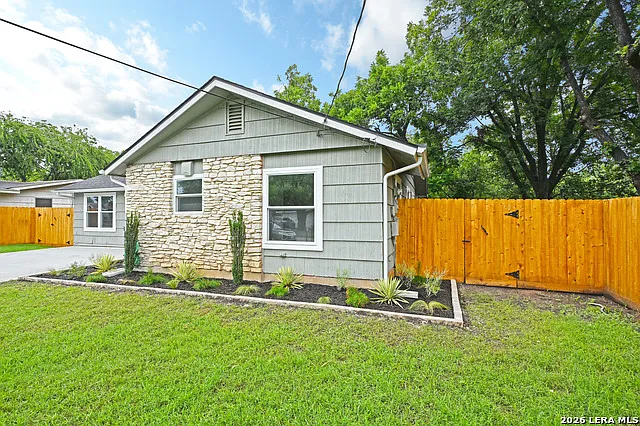 442 Rothe Loop — Photo 4