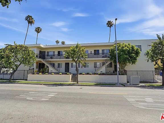 4th image of 1220 N Van Ness Ave APT 7