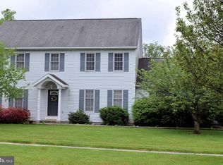 1818 Sandhill Rd, Hummelstown, PA 17036