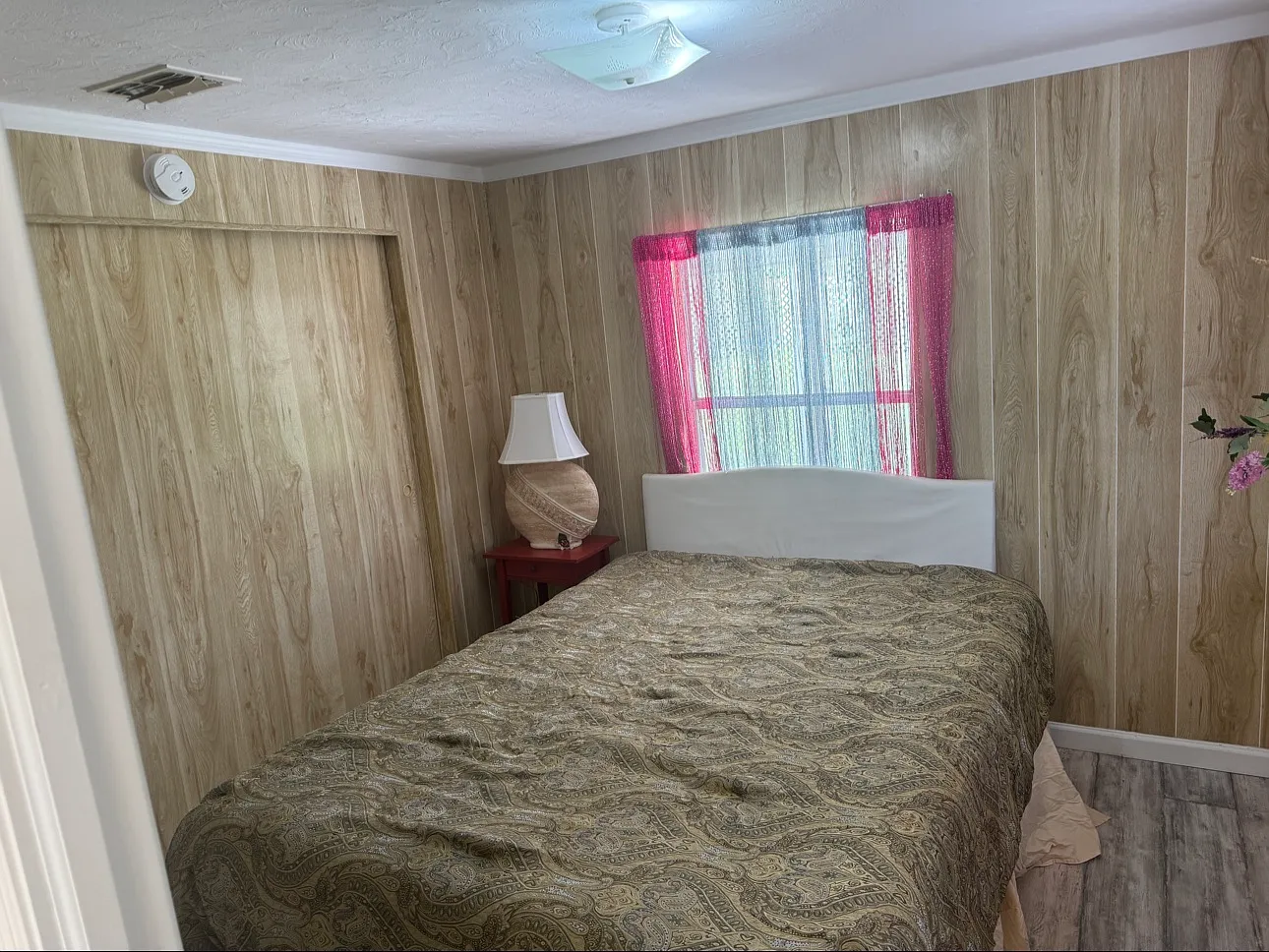 2 bed, 2000 sqft, $2,000 — Photo 4