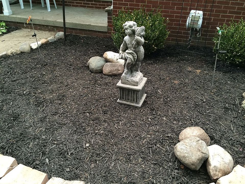 1st image of 23051 Webster Ave