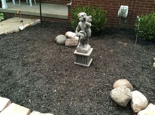 23051 Webster Ave, Oak Park, MI 48237