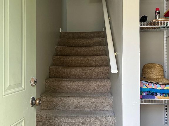 4th image of 303 20th Ave. S #206