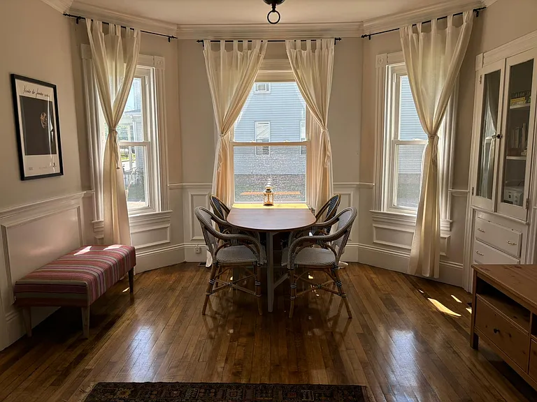84 Park Ave — Photo 6