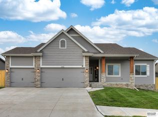 16426 Vane St, Bennington, NE 68007