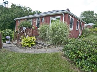 101 Hillview Dr, Elizabeth, PA 15037