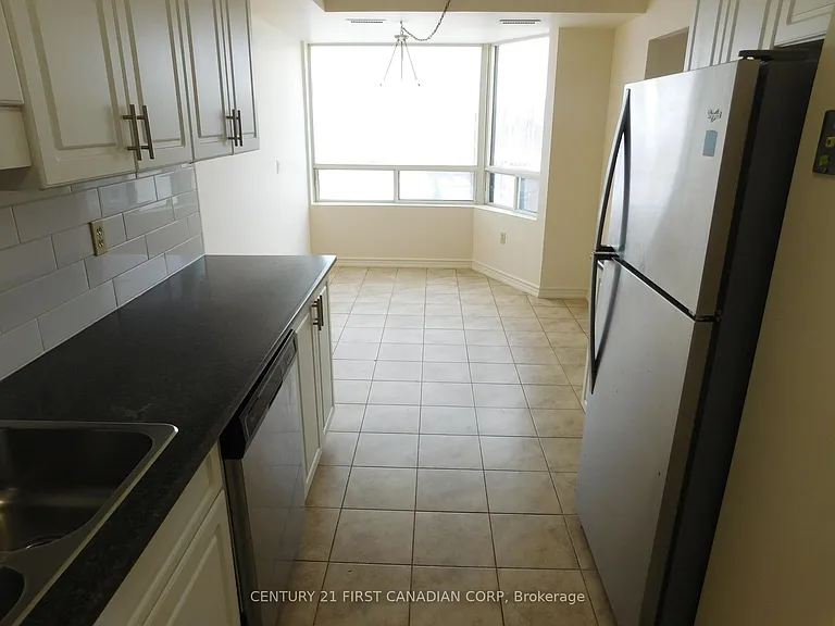 744 Wonderland Rd S #803 — Photo 8
