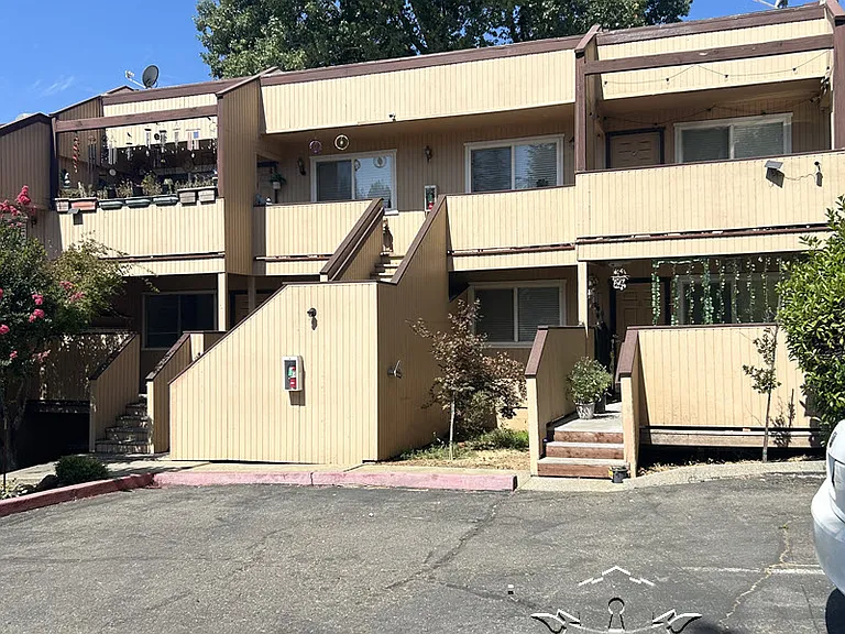 108 Ophir St #F — Photo 14