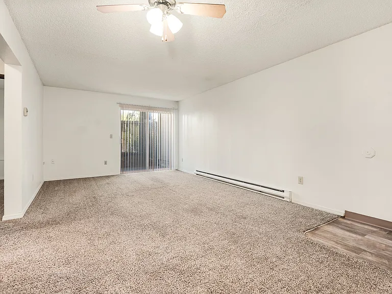 Quail Ridge Apartments — Photo 9