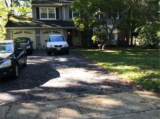 31 Eaglenest Rd, Freehold, NJ 07728