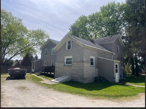 S70W13650 Tess Corners Dr, Muskego, WI 53150