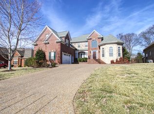 1026 Smokerise Ln, Hendersonville, TN 37075