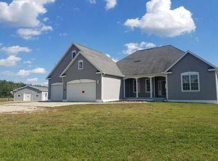 8658 E Baseline Rd, Mount Pleasant, MI 48858