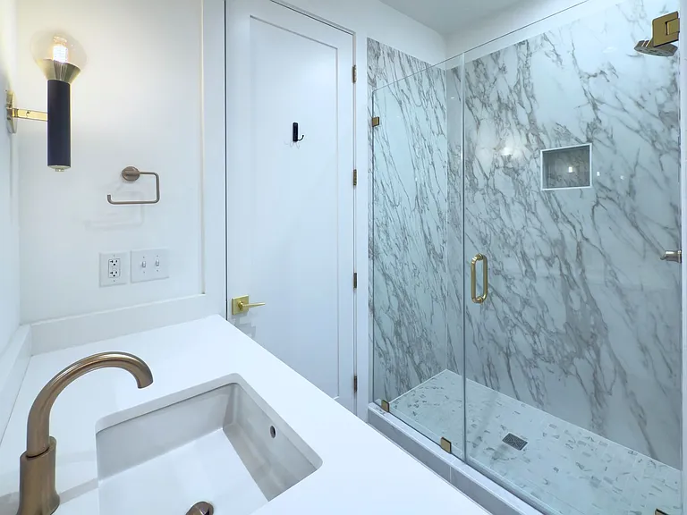 2737 Shenandoah Ave — Photo 20