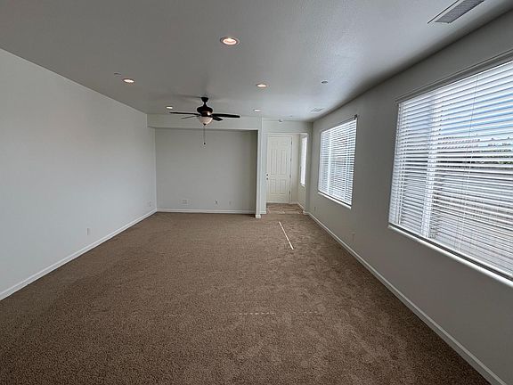 5th image of 5990 E Kerckhoff Ave