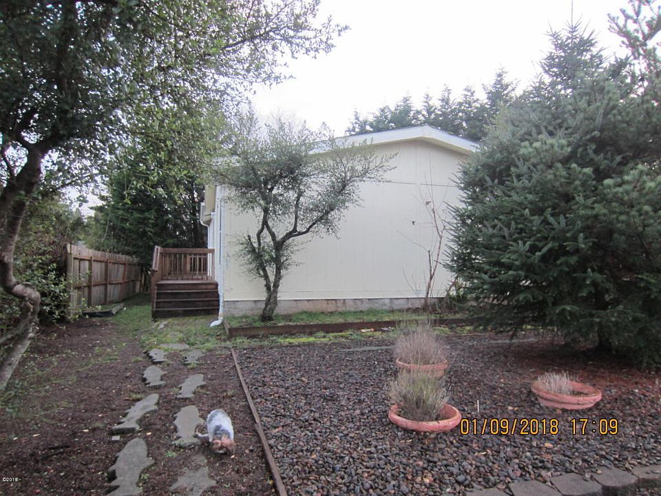 1st image of 365 SW Double Eagle Dr