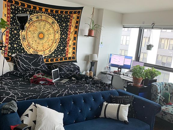 2nd image of 3130 N Lake Shore Dr APT 2103