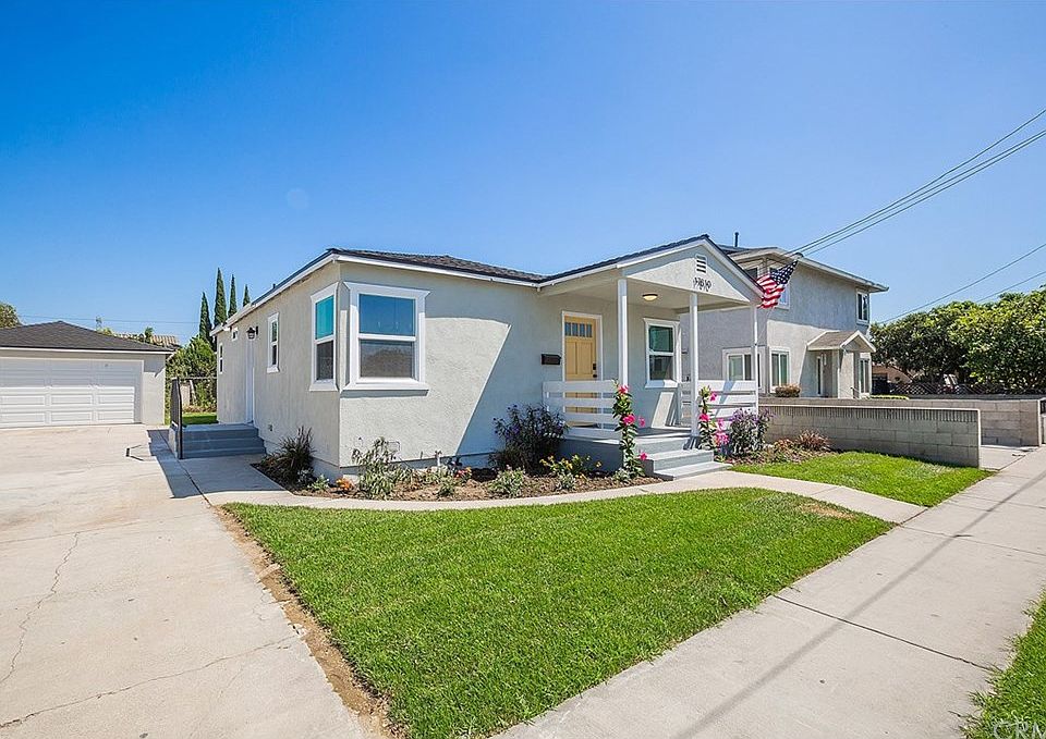1st image of 17810 Downey Ave