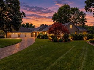 96 Prynnwood Rd, Longmeadow, MA 01106