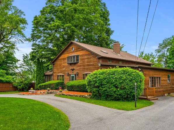 32 Norcross Street, Manchester, NH 03109