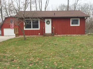 9610 N Meridian Rd, Pleasant Lake, MI 49272