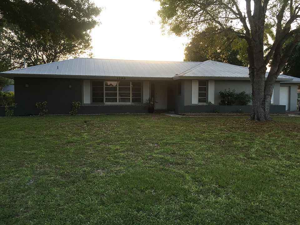 1st image of 1298 Royal Palm Dr