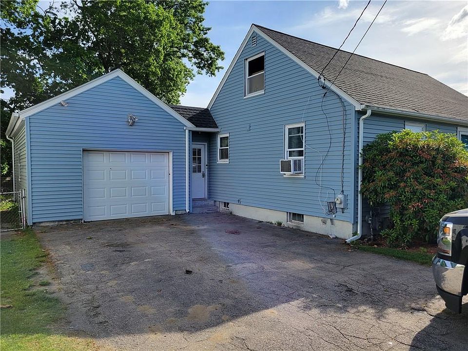 36 Massachusetts Ave, Warwick, RI 02888 Zillow