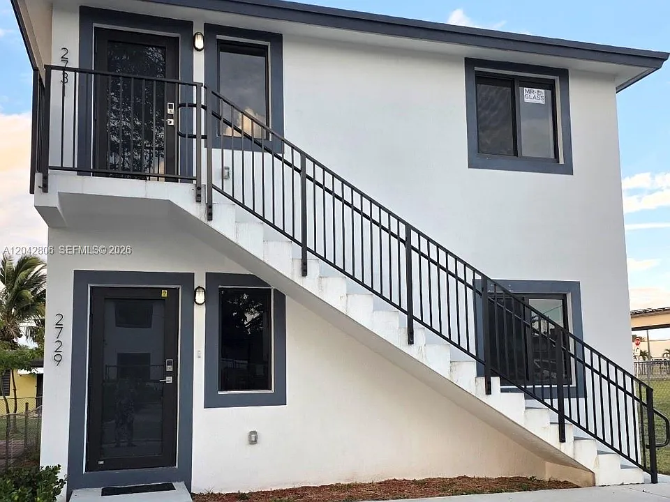 2729 NW 44th St
