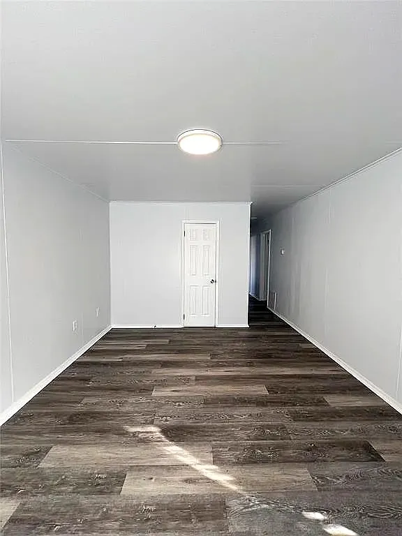 3 bed, 888 sqft, $1,250 — Photo 3