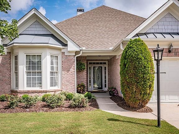 3rd image of 2075 Hickory Station Cir