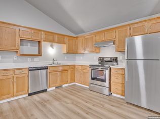 3835 E River Dr, Green Bay, WI 54301