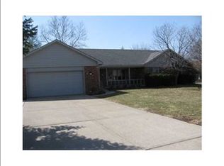 530 Whipporwill Way, Greenwood, IN 46142