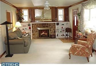 4th image of 107 Walls Ave