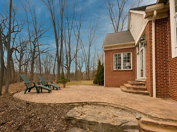 5th image of 8243 Trafford Ct #11