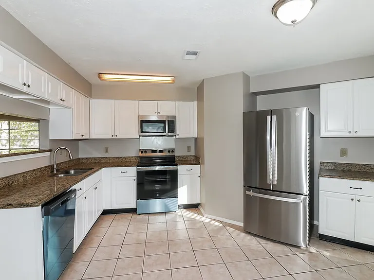 10111 King Ranch Ln — Photo 6
