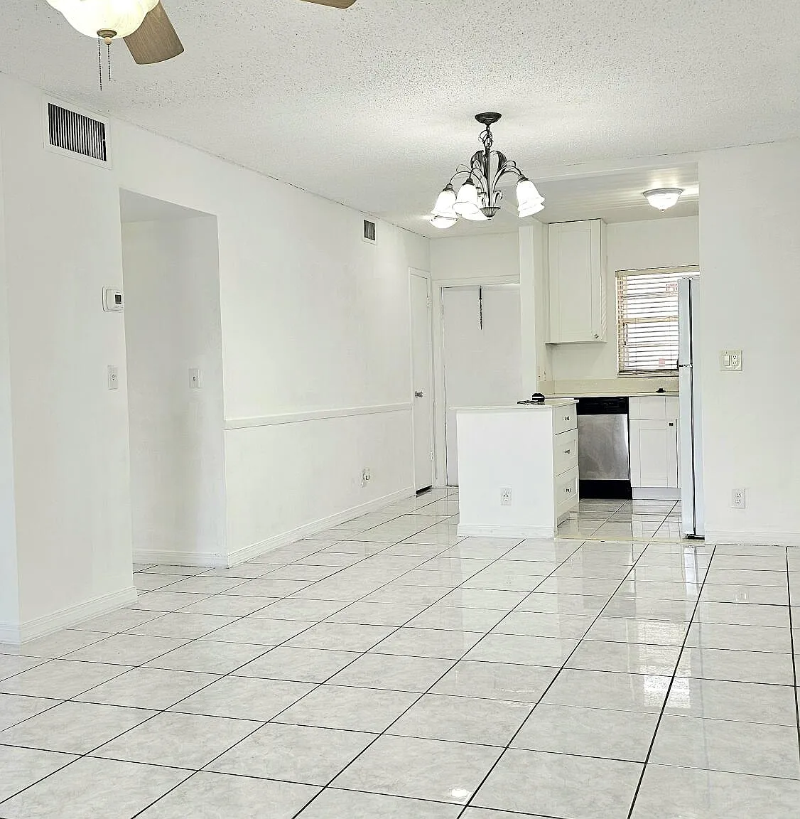 2 bed, 1.0 bath, 767 sqft, $1,650 — Photo 1
