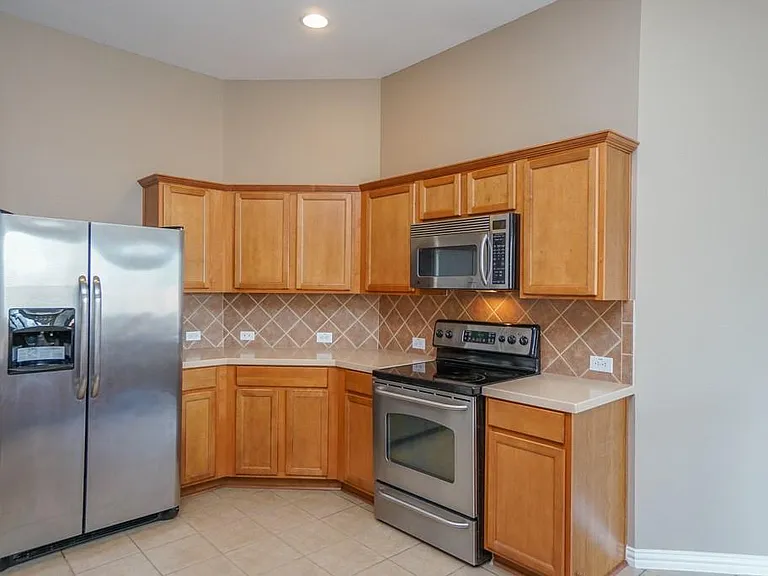 7102 Thistlewood Park Ct — Photo 15
