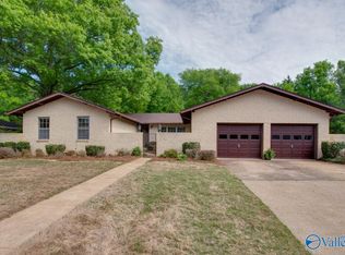 933 Tascosa Dr SE, Huntsville, AL 35802