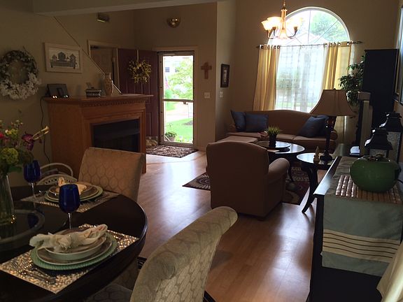 4th image of 8569 Ravenswood Ln