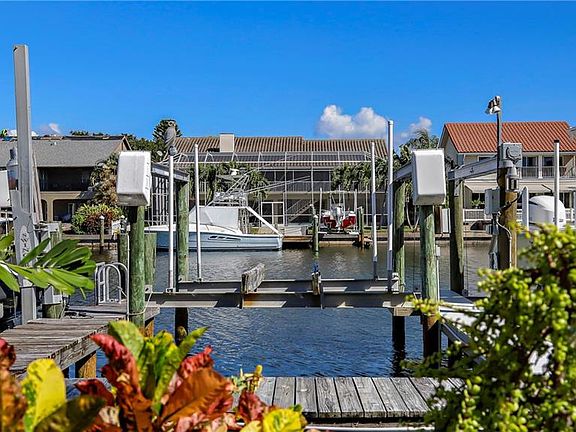 2nd image of 1101 Pinellas Bayway S APT 103