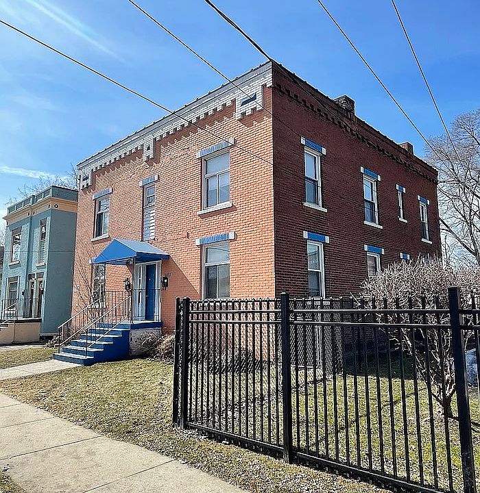 1st image of 1107 N Burdick St #1107B